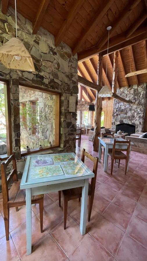 Hosteria Brisas Del Cerro Villa La Angostura Esterno foto